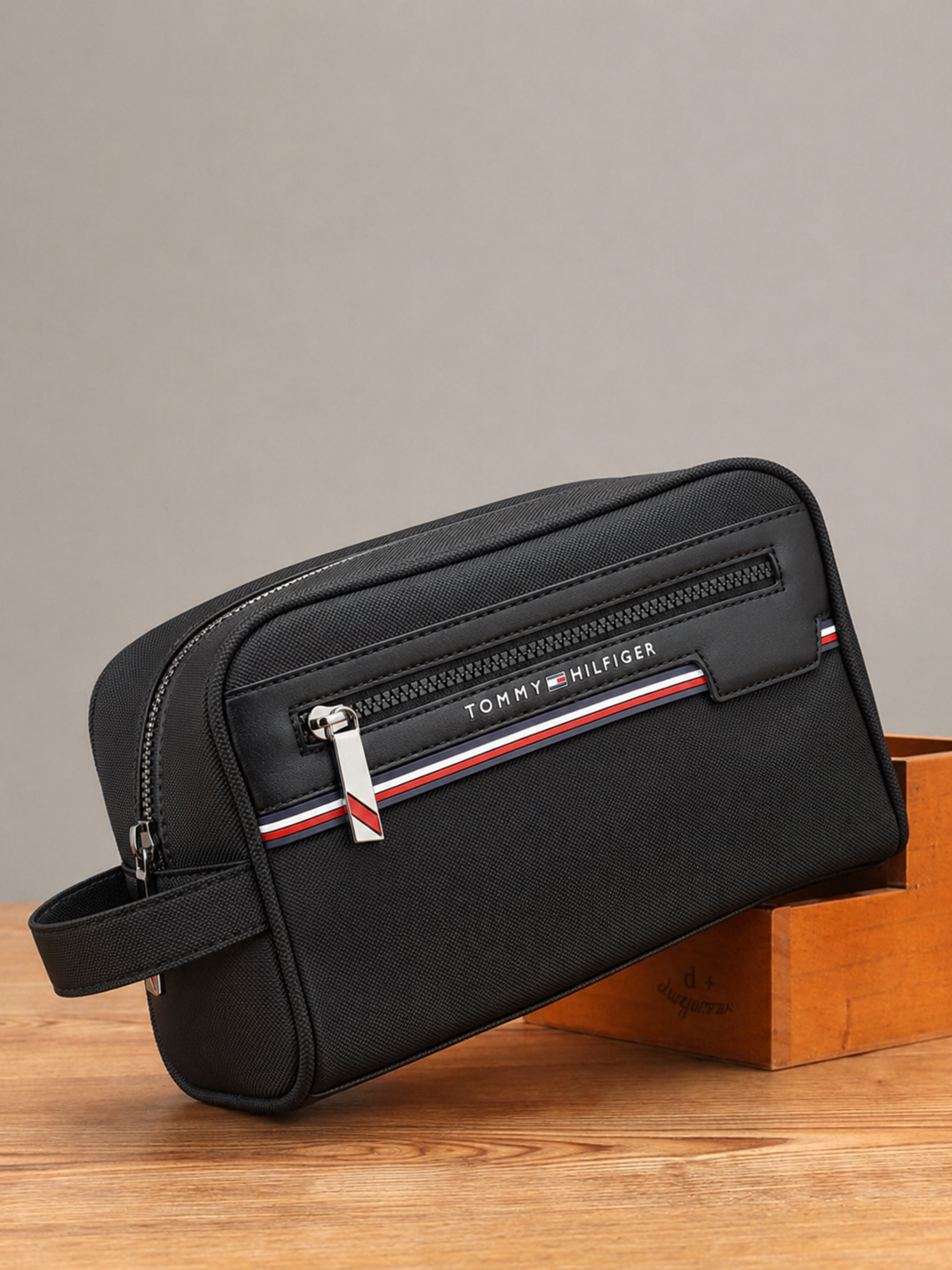 Canvas & Leather — Noir- with box