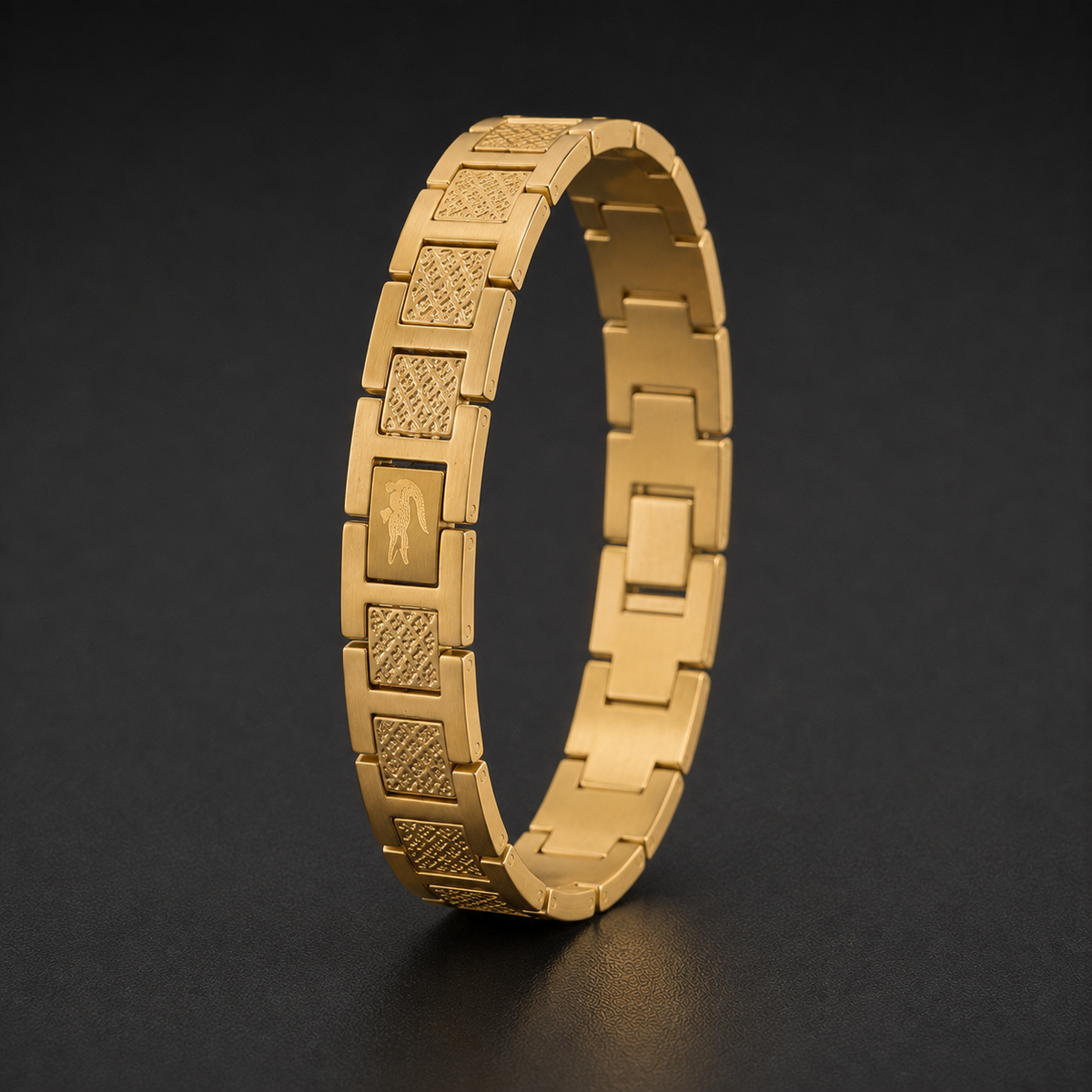 Lacoste Patterned Link Bracelet – Gold