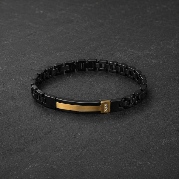 Noir and gold bracelet styled
