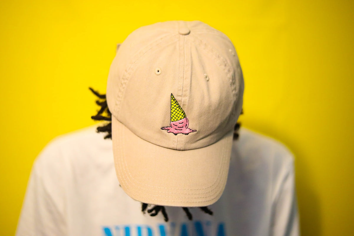 Cap detail