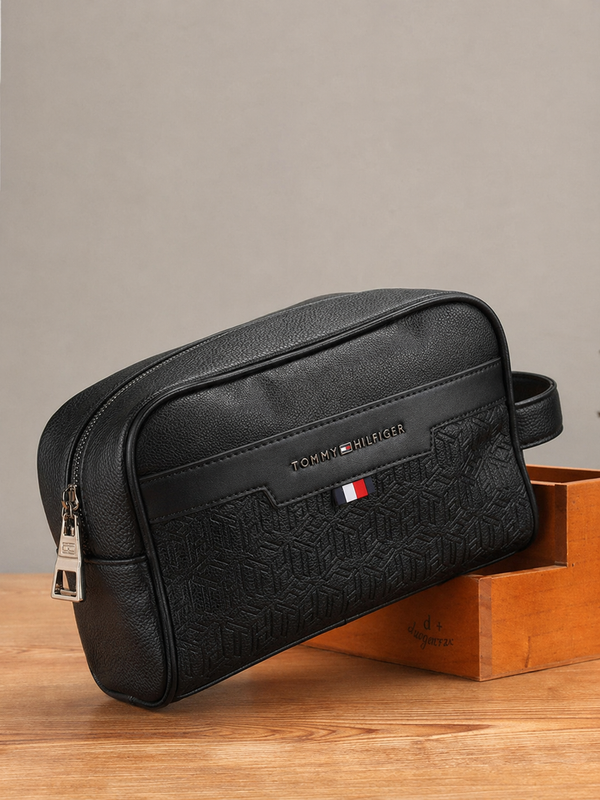 Embossed Case — Noir - with box